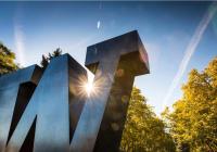UW Sign